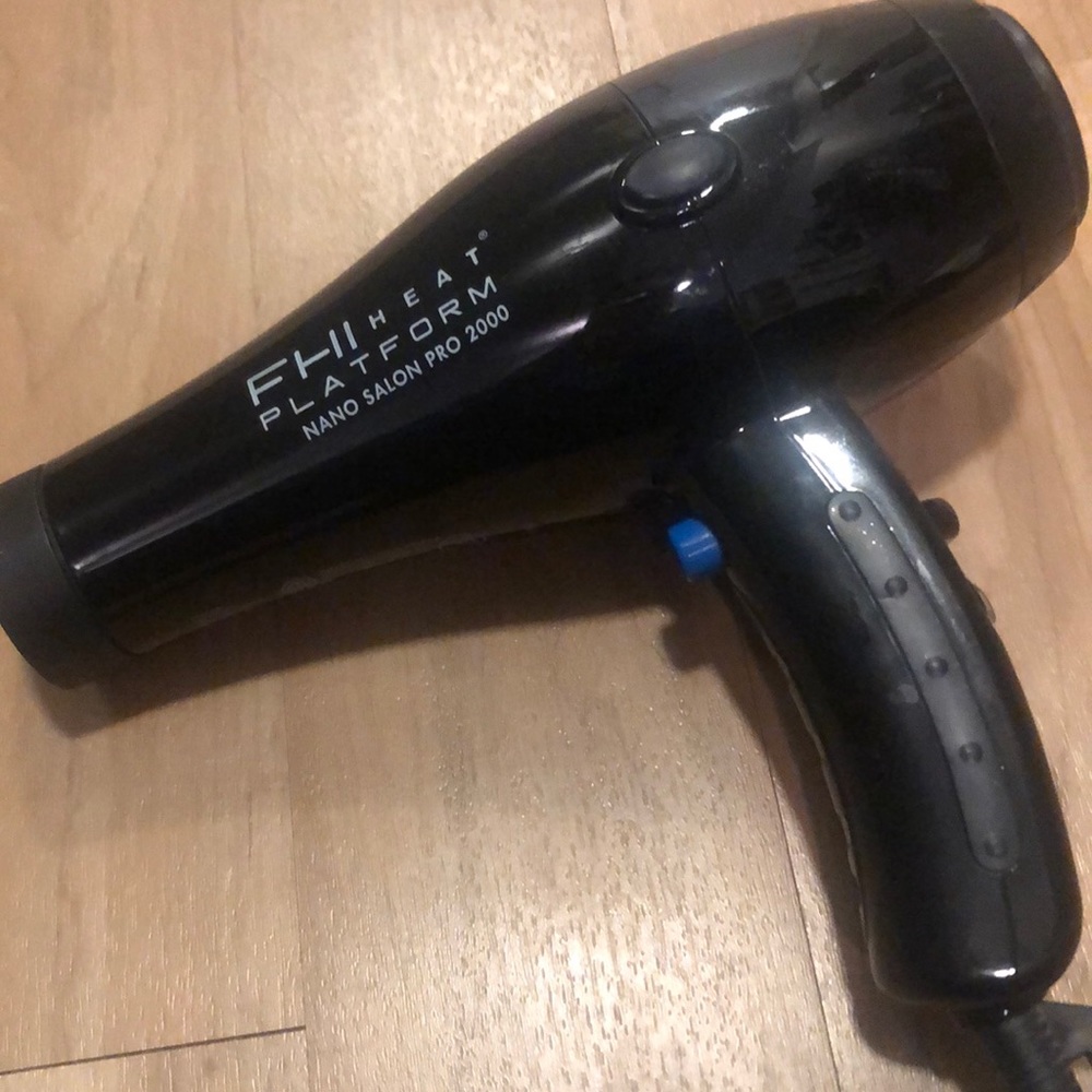FHI Heat Platform Nano Salon Pro 200 Hairdryer